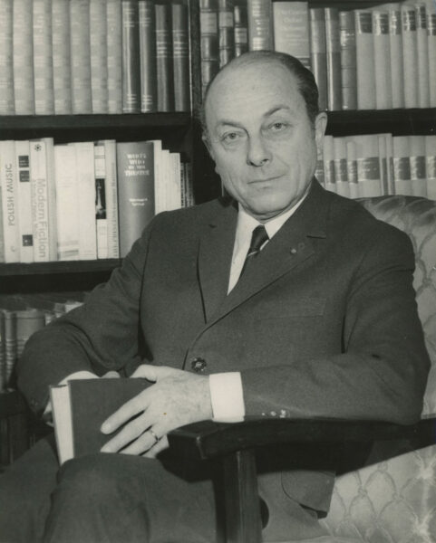 Sbarcea, George. Sbarcea, George